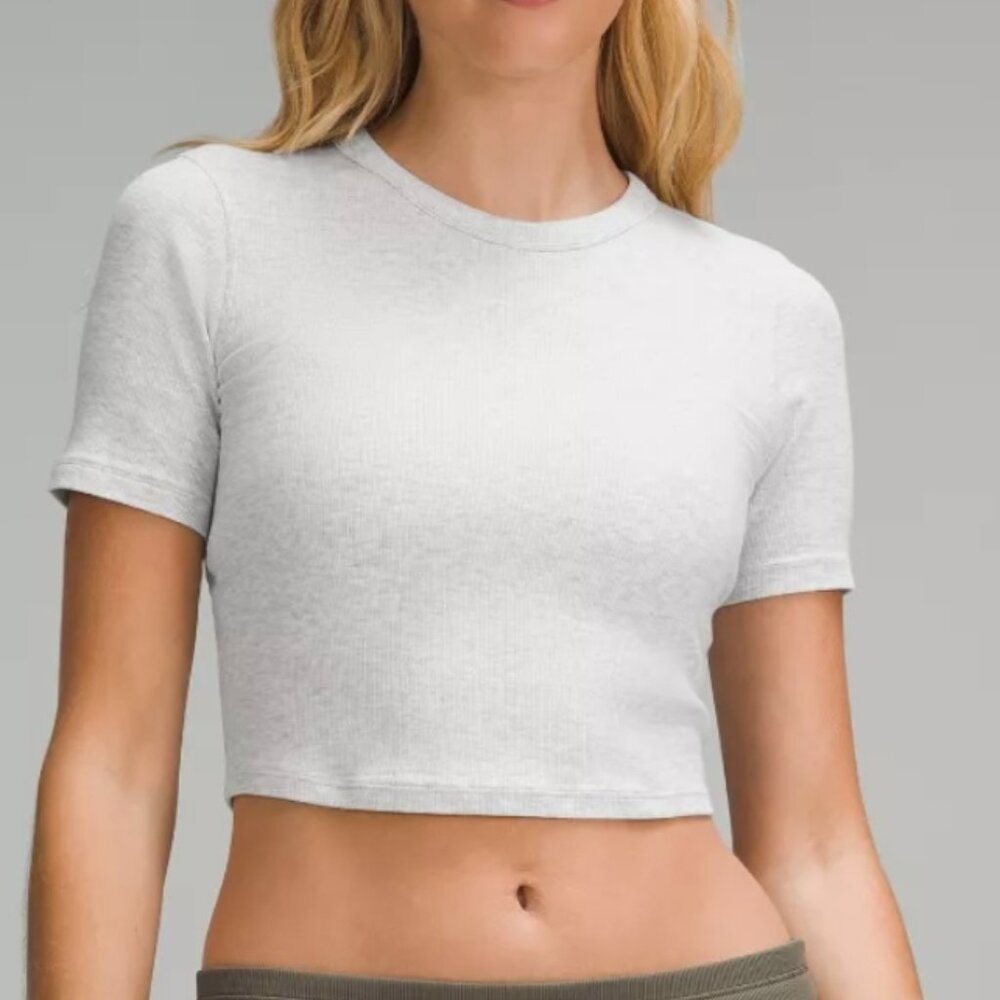Lululemon Hold Tight Straight Hem T-Shirt Heathered Core Ultra Light Grey 6